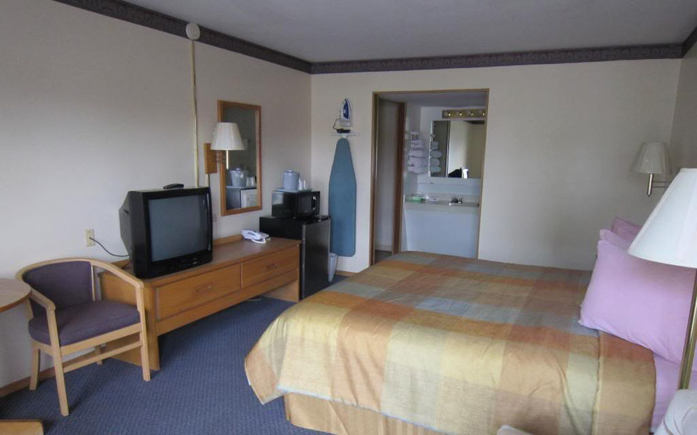 Cassville Budget Inn Bagian luar foto