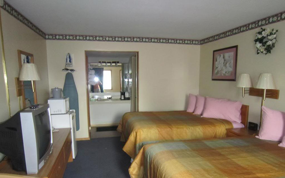 Cassville Budget Inn Bagian luar foto