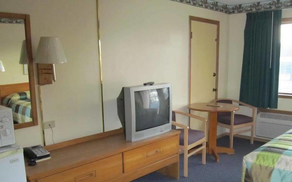 Cassville Budget Inn Bagian luar foto